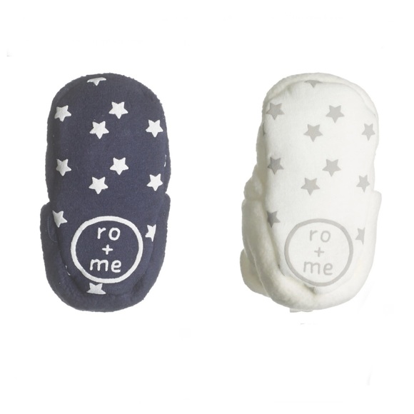 RO AND ME BY ROBEEZ Cozy Caleb Crib Baby Sneaker Bootie Navy + Ivory 12-18 Month - Picture 7 of 13